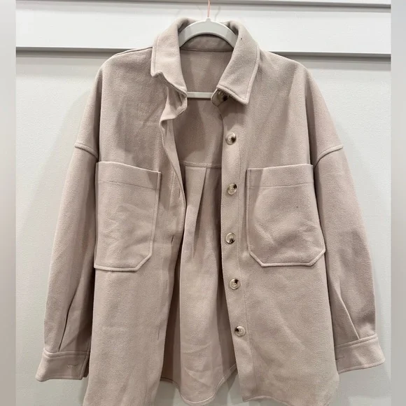 Button down shacket. - Picture 1 of 3